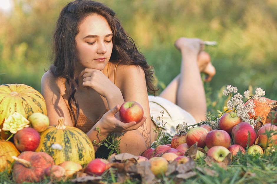 woman mindful eating healthy medical weight loss